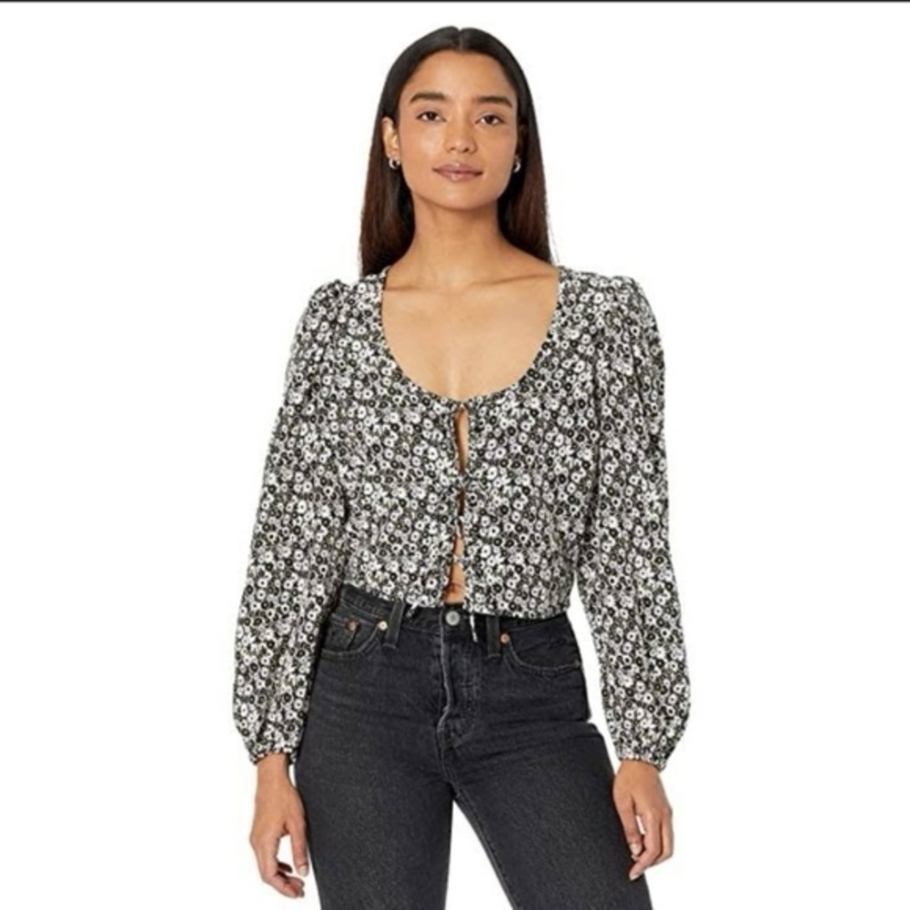 Levis Embry tie blouse nwt size  4X